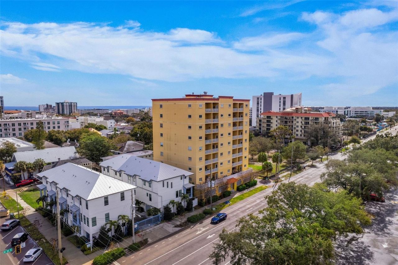 316 8th Street S, Unit 104, Saint Petersburg, FL 33701 Main Photo