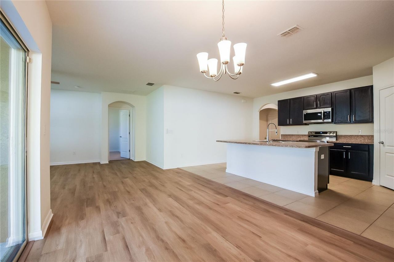 2607 Summerglen Lane, Eustis, FL 32726 Photo