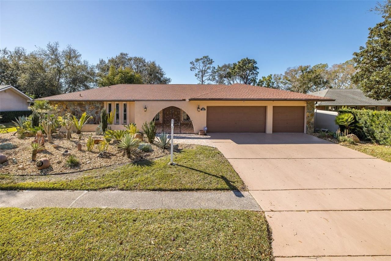 2721 Northridge Drive E, Clearwater, FL 33761 Photo