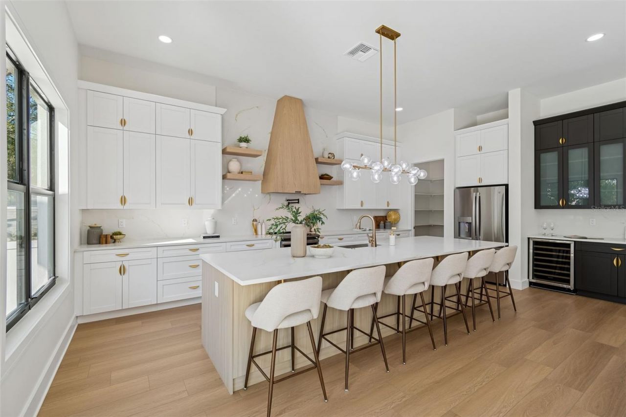 4714 W Leila Avenue, Tampa, FL 33616 Photo