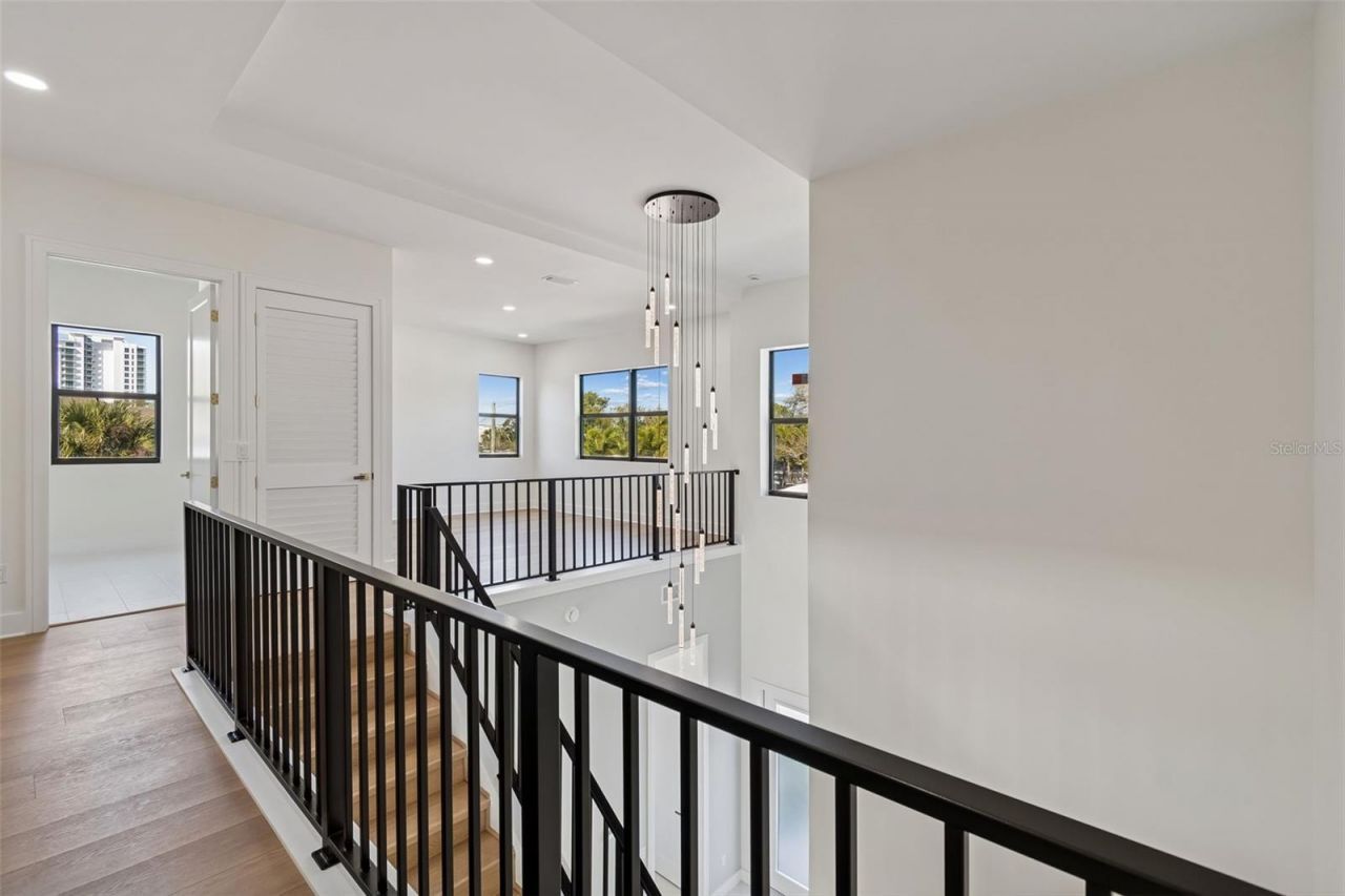 4714 W Leila Avenue, Tampa, FL 33616 Photo