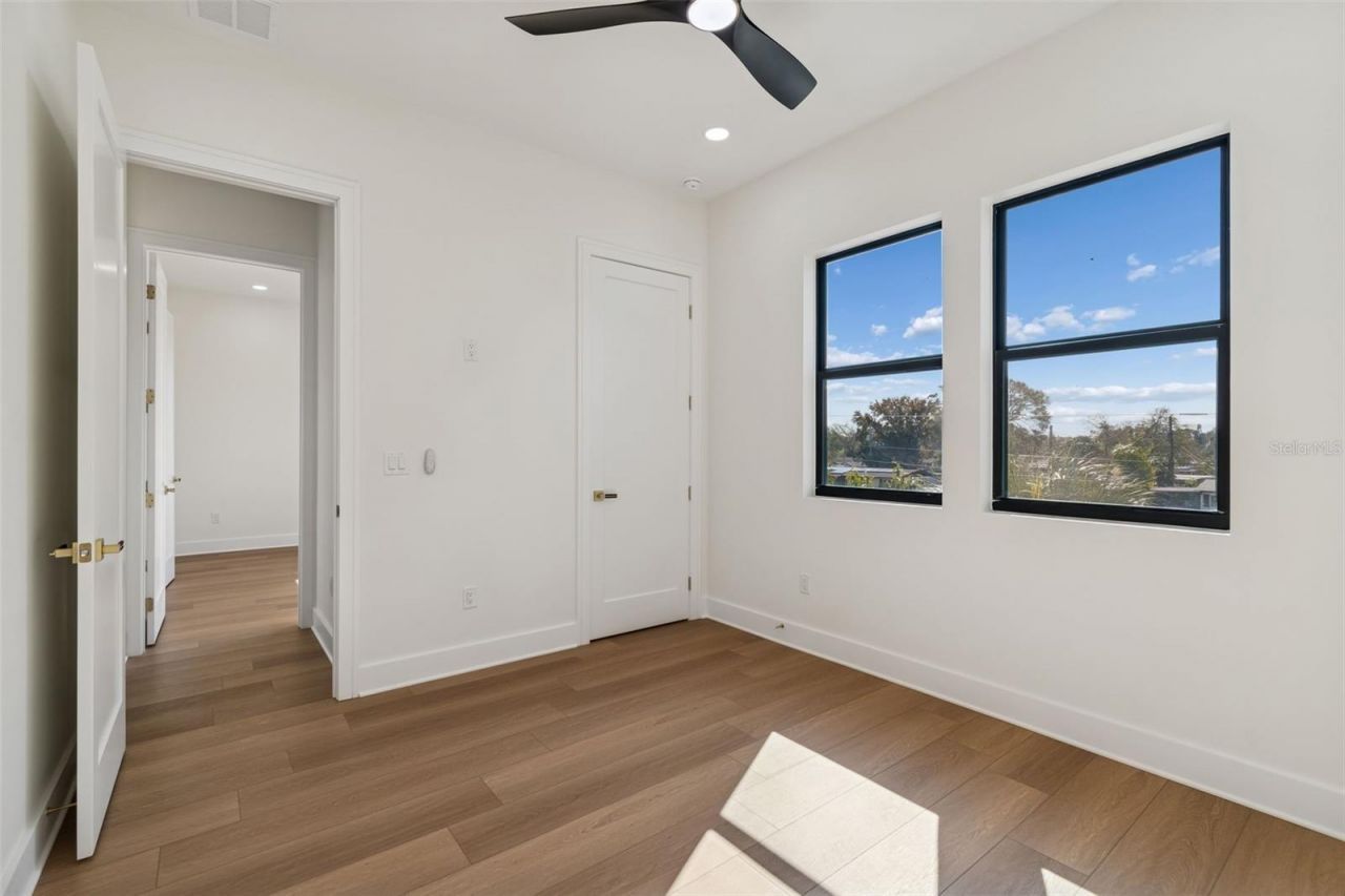 4714 W Leila Avenue, Tampa, FL 33616 Photo