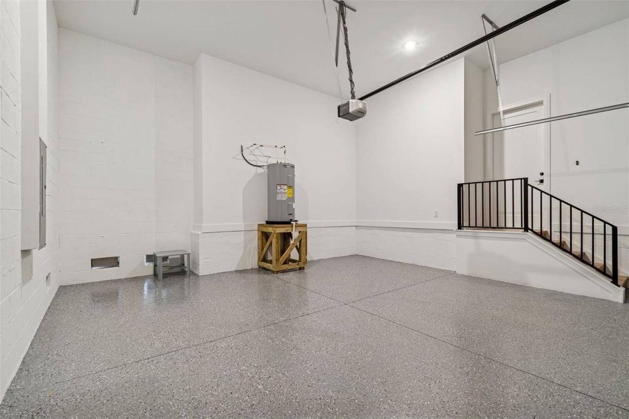 4714 W Leila Avenue, Tampa, FL 33616 Photo