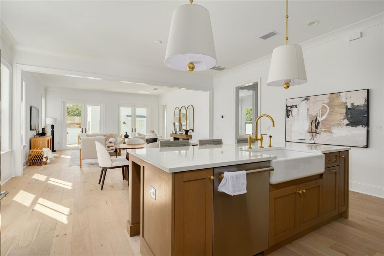 246 23rd Avenue Se, Saint Petersburg, FL 33705 Photo