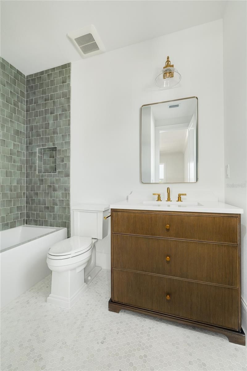 246 23rd Avenue Se, Saint Petersburg, FL 33705 Photo