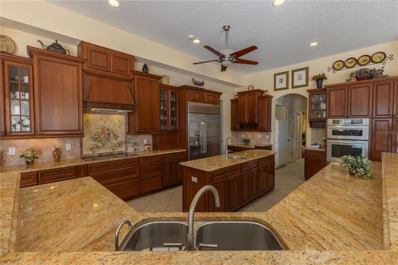 13717 Canterfield Drive, Riverview, FL 33579 Photo