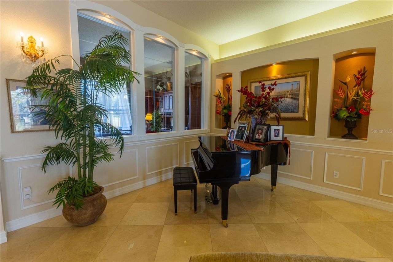 13717 Canterfield Drive, Riverview, FL 33579 Photo