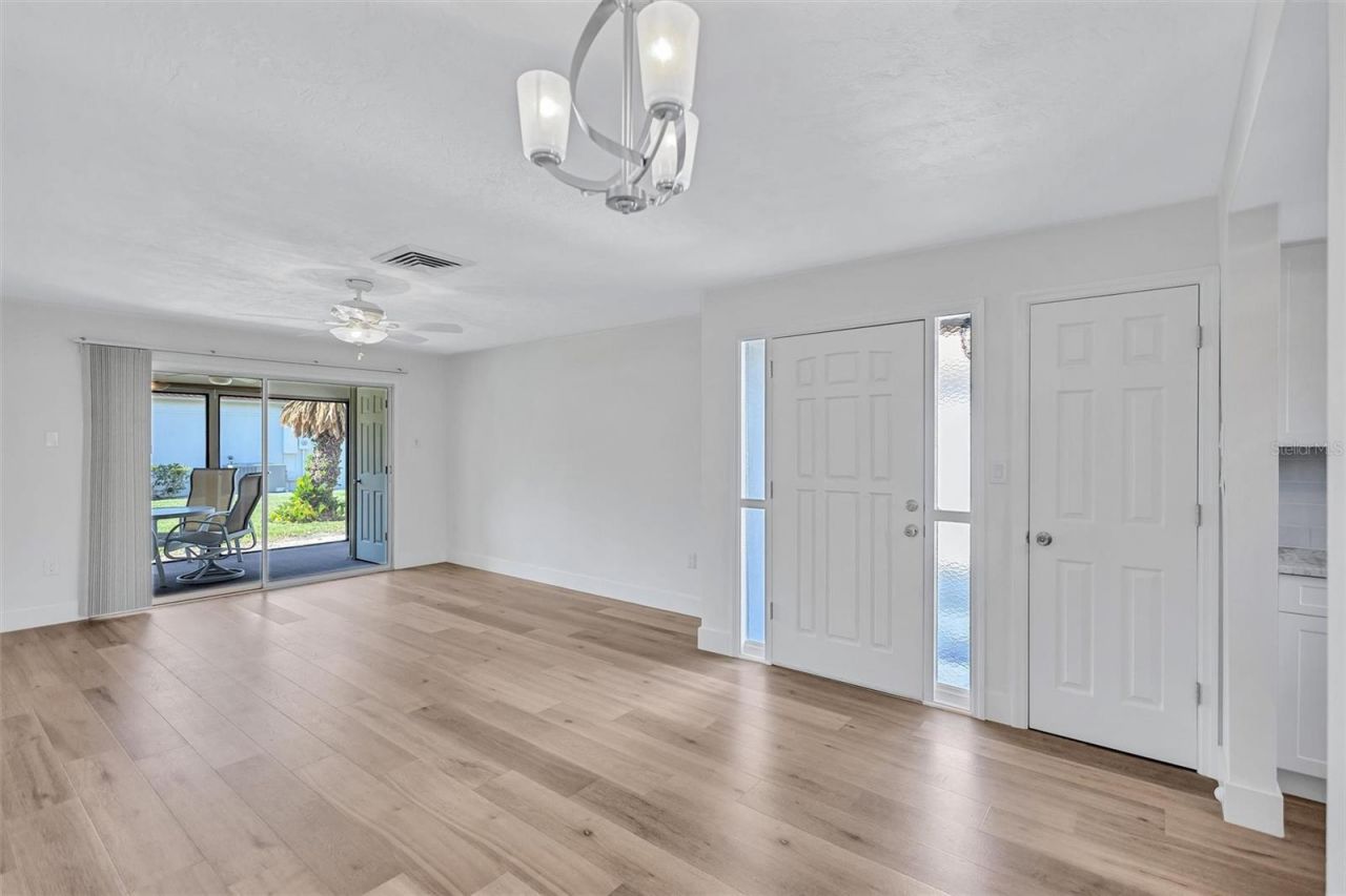 191 Vista Hermosa Circle, Sarasota, FL 34242 Photo