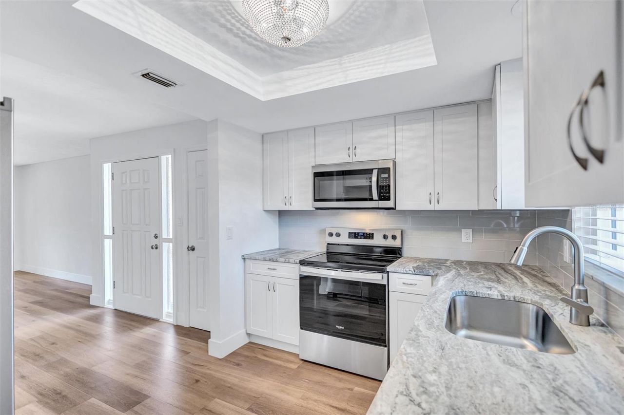 191 Vista Hermosa Circle, Sarasota, FL 34242 Photo