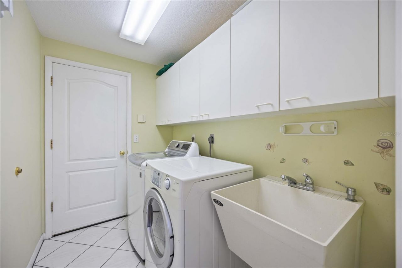 6905 Arbor Oaks Ct, Bradenton, FL 34209 Photo