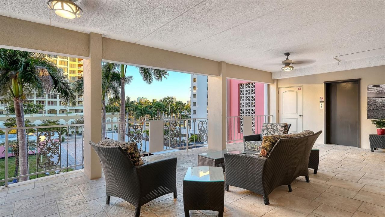 37 Sunset Drive, Unit 44, Sarasota, FL 34236 Photo