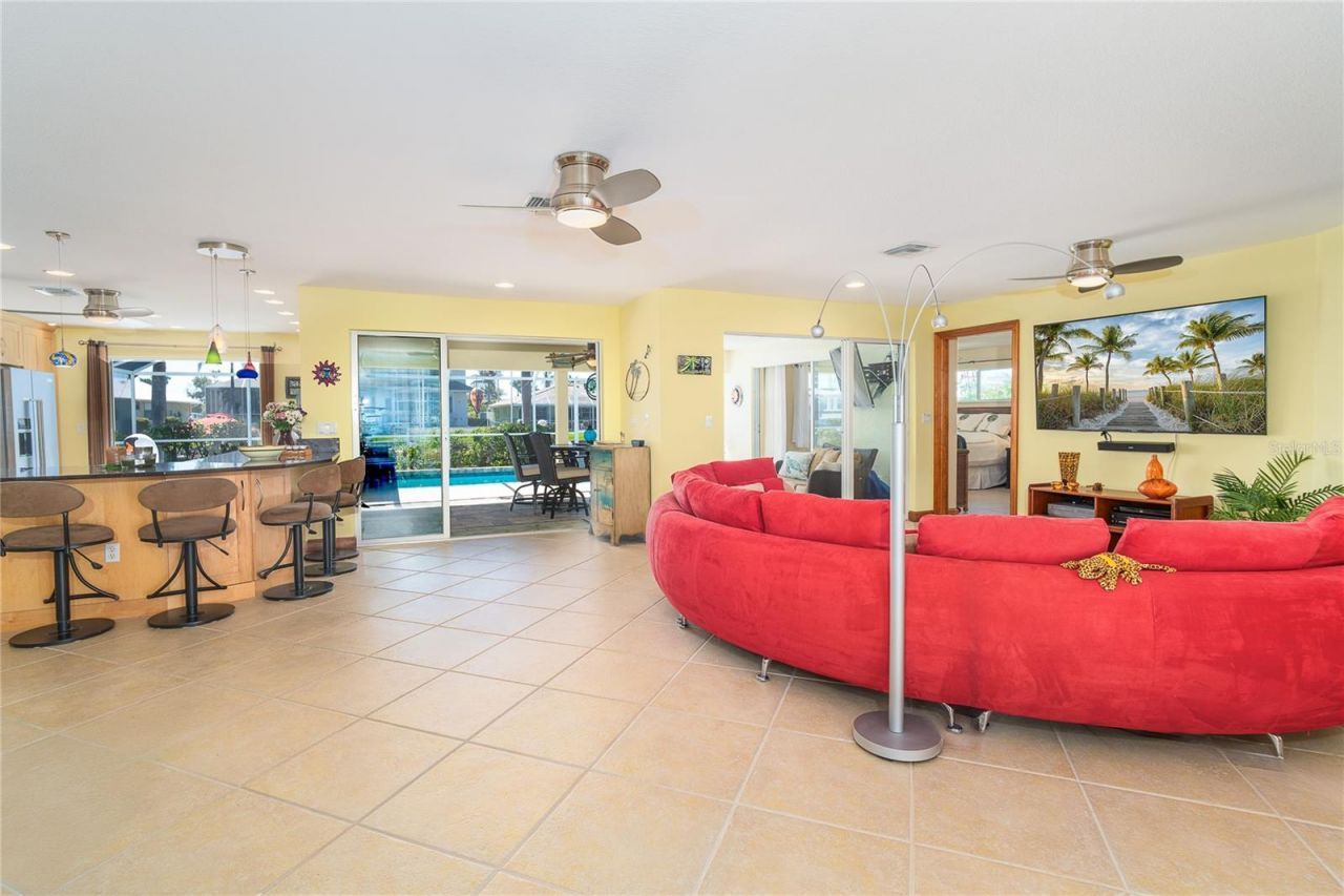 471 Capri Isles Court, Punta Gorda, FL 33950 Photo