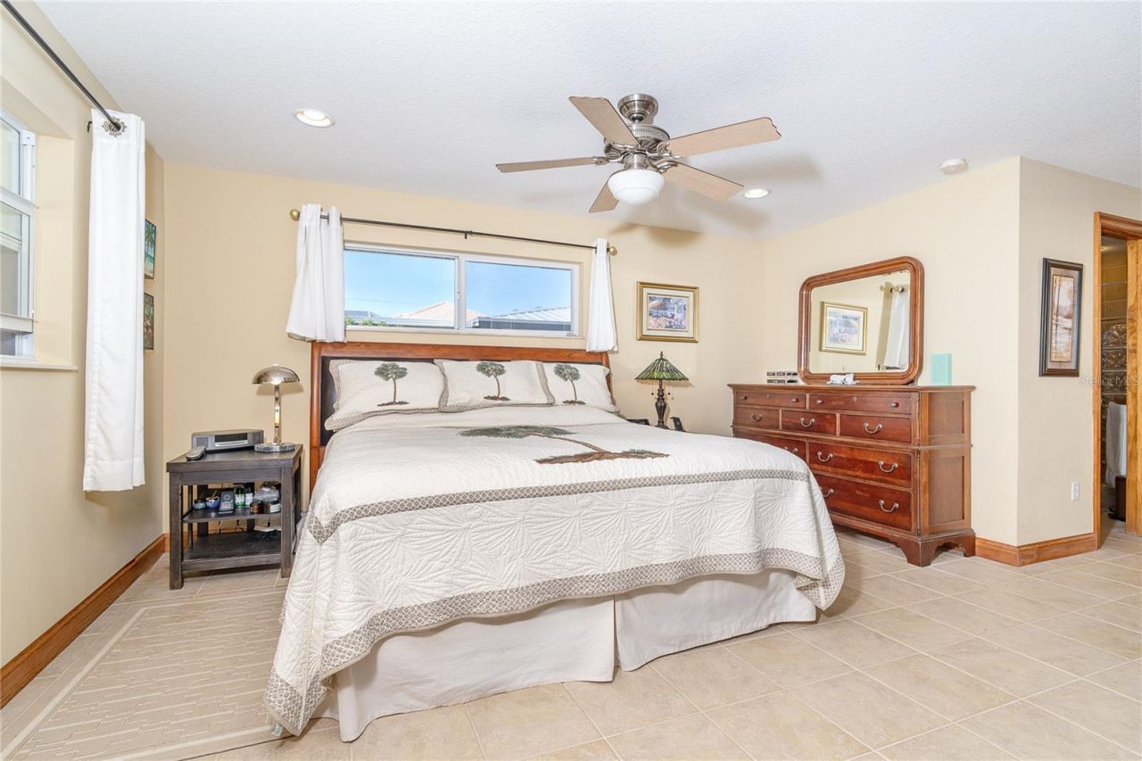 471 Capri Isles Court, Punta Gorda, FL 33950 Photo