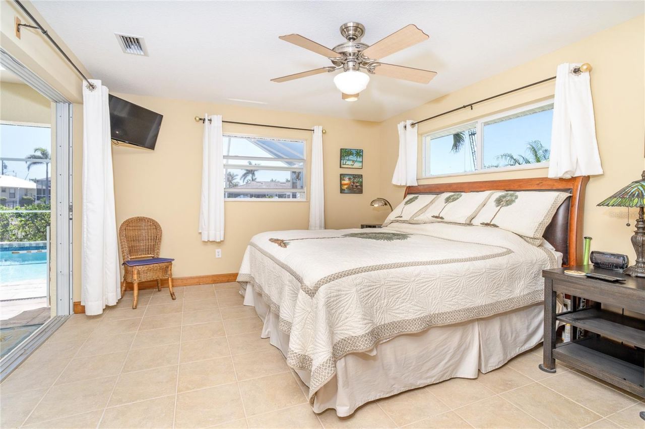 471 Capri Isles Court, Punta Gorda, FL 33950 Photo