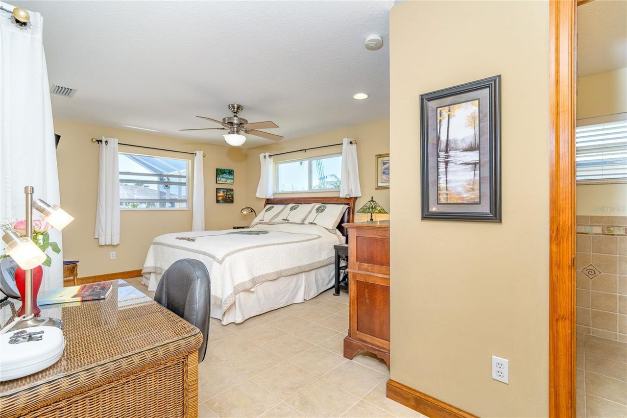 471 Capri Isles Court, Punta Gorda, FL 33950 Photo