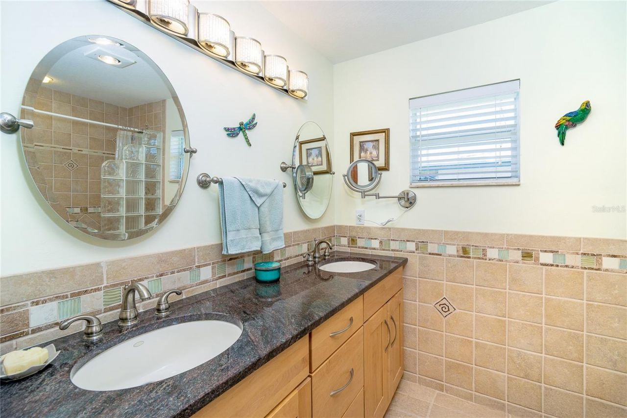 471 Capri Isles Court, Punta Gorda, FL 33950 Photo