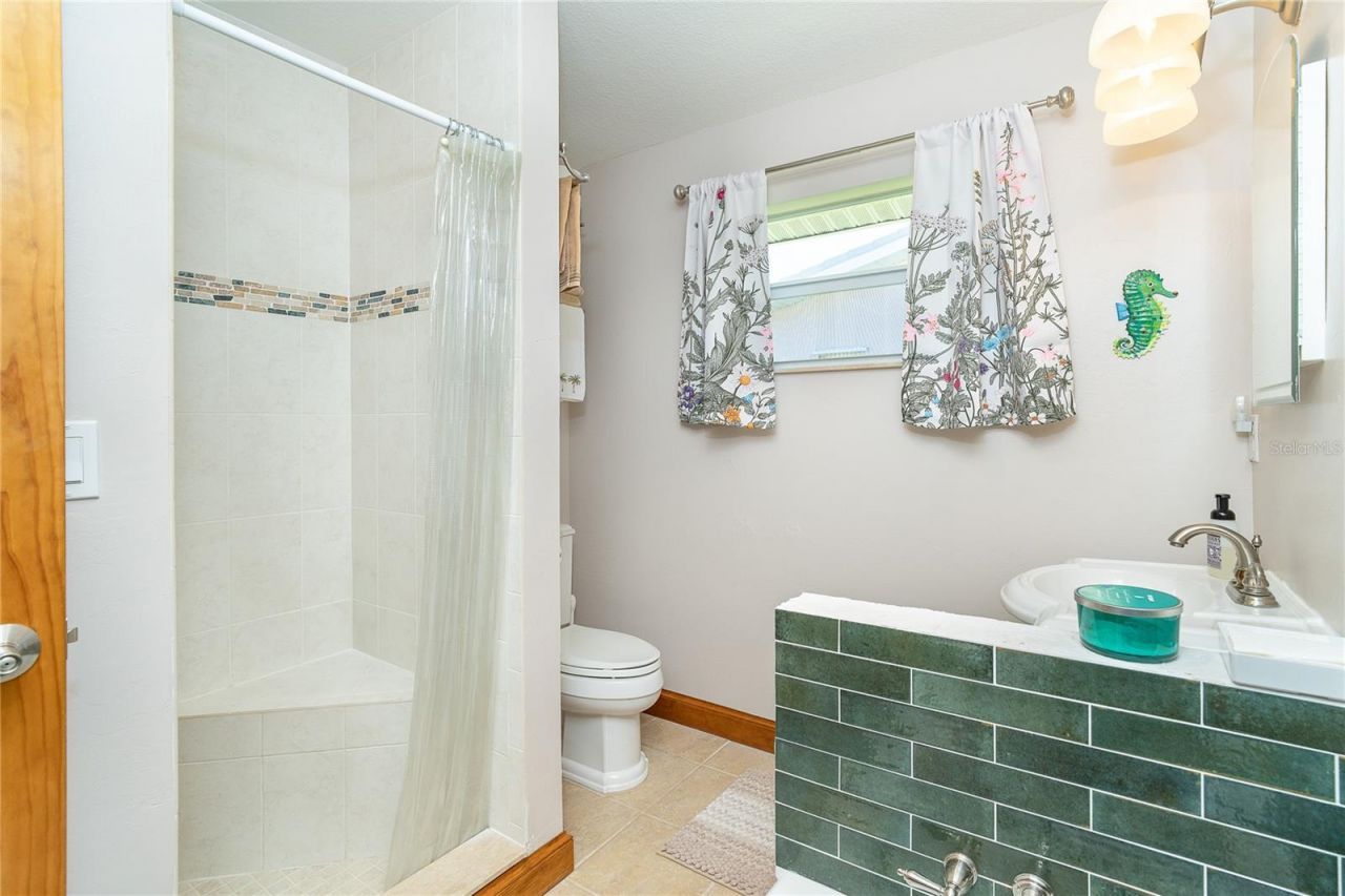 471 Capri Isles Court, Punta Gorda, FL 33950 Photo