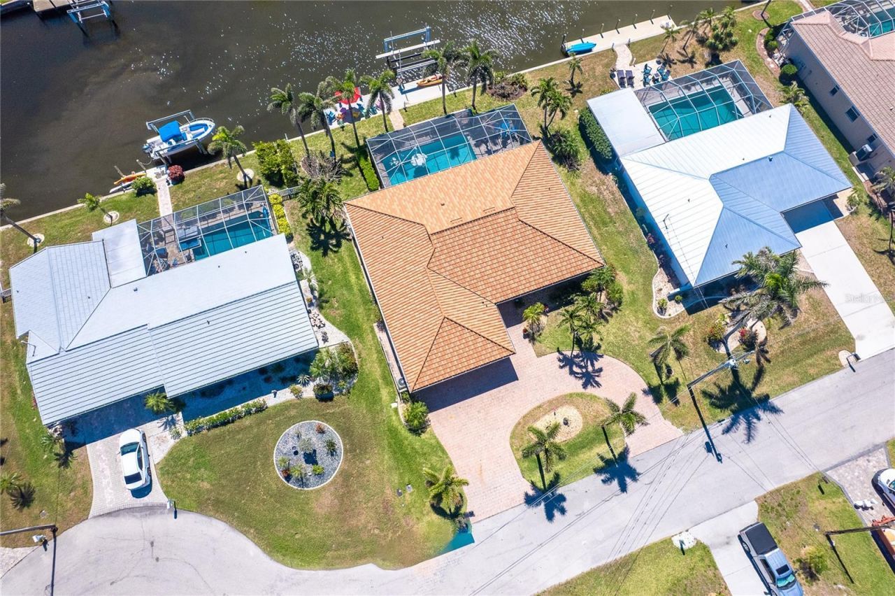 471 Capri Isles Court, Punta Gorda, FL 33950 Photo