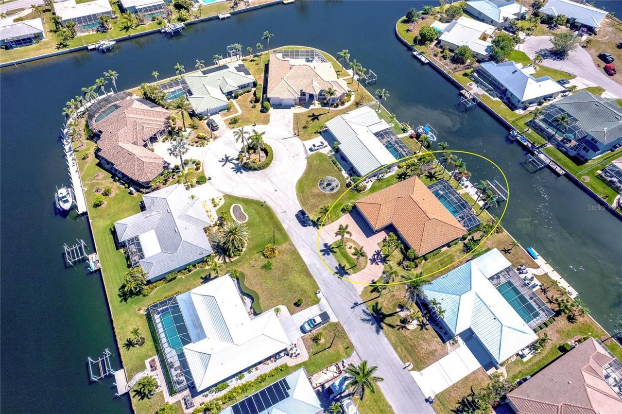 471 Capri Isles Court, Punta Gorda, FL 33950 Photo