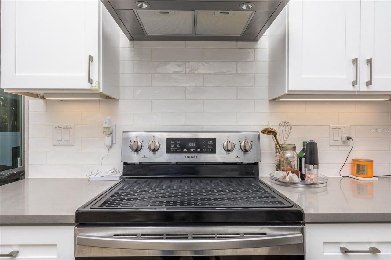 9693 58th Street N, Pinellas Park, FL 33782 Photo