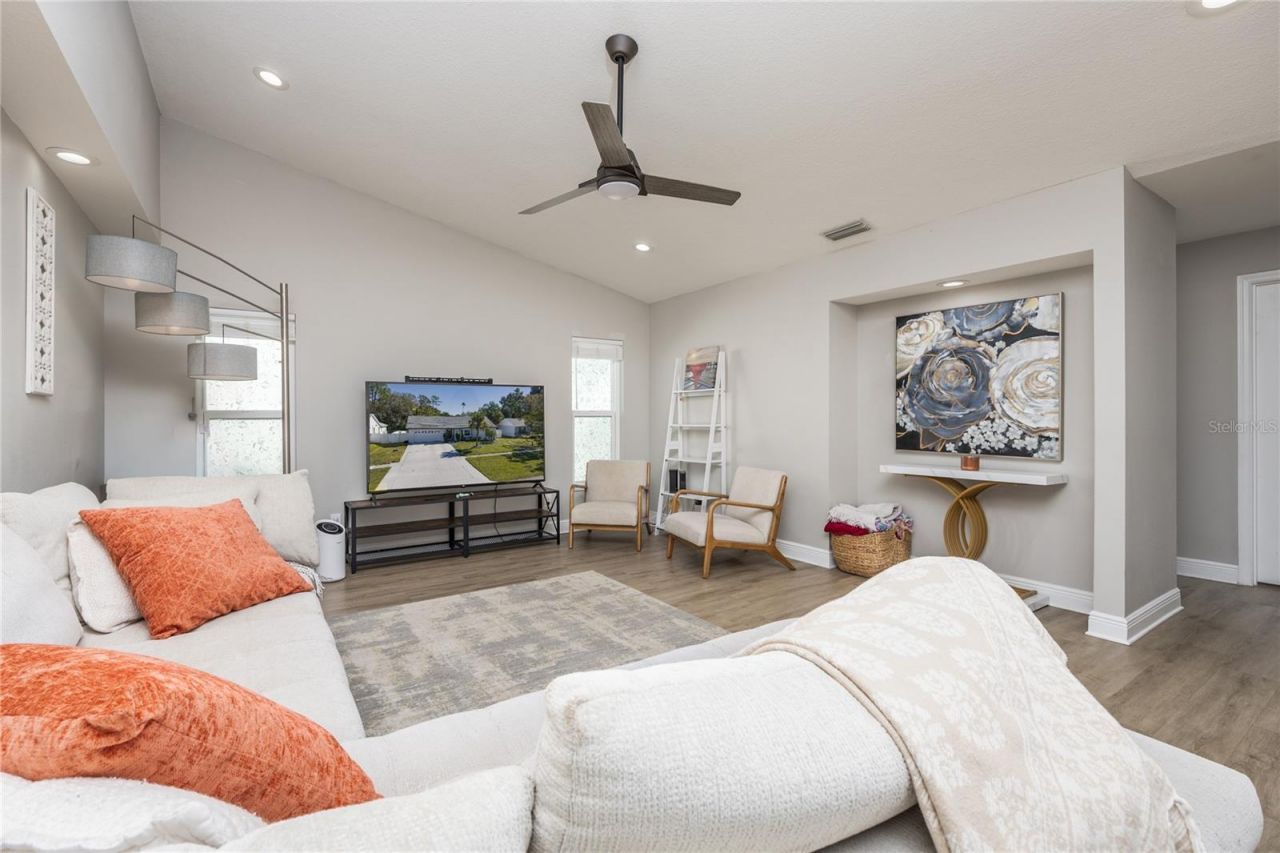 9693 58th Street N, Pinellas Park, FL 33782 Photo