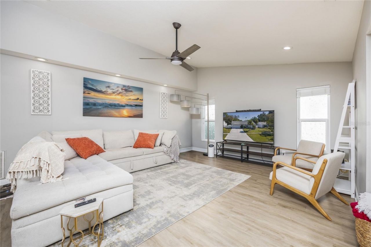 9693 58th Street N, Pinellas Park, FL 33782 Photo