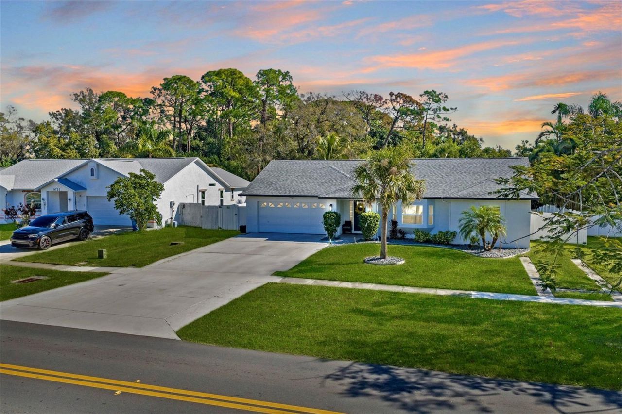 9693 58th Street N, Pinellas Park, FL 33782 Photo