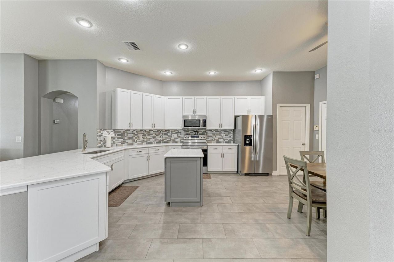 4966 Bookelia Circle, Bradenton, FL 34203 Photo