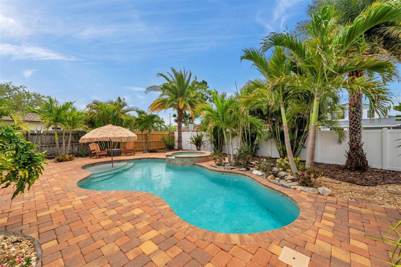 4815 Plantation Drive, Tampa, FL 33615 Photo