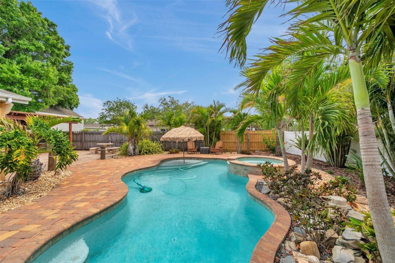 4815 Plantation Drive, Tampa, FL 33615 Photo