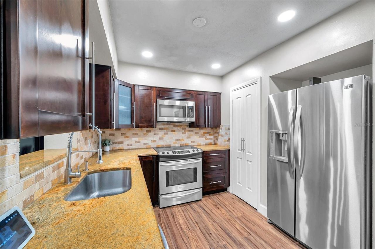 4815 Plantation Drive, Tampa, FL 33615 Photo