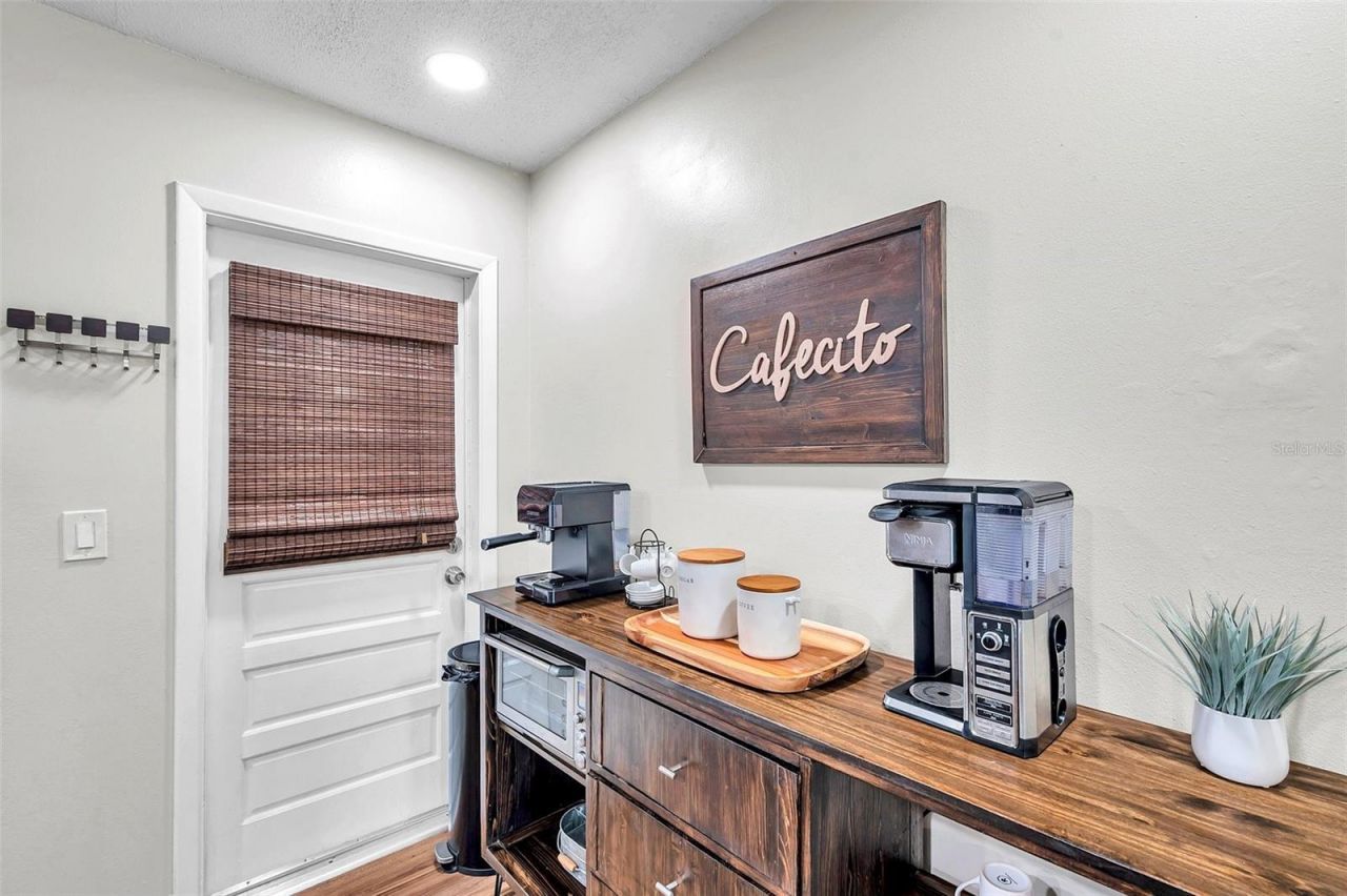 4815 Plantation Drive, Tampa, FL 33615 Photo