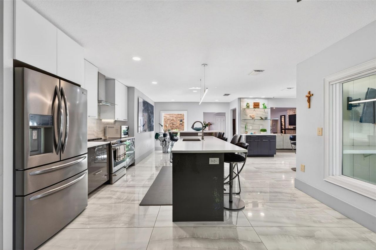 2392 Landings Circle, Bradenton, FL 34209 Photo