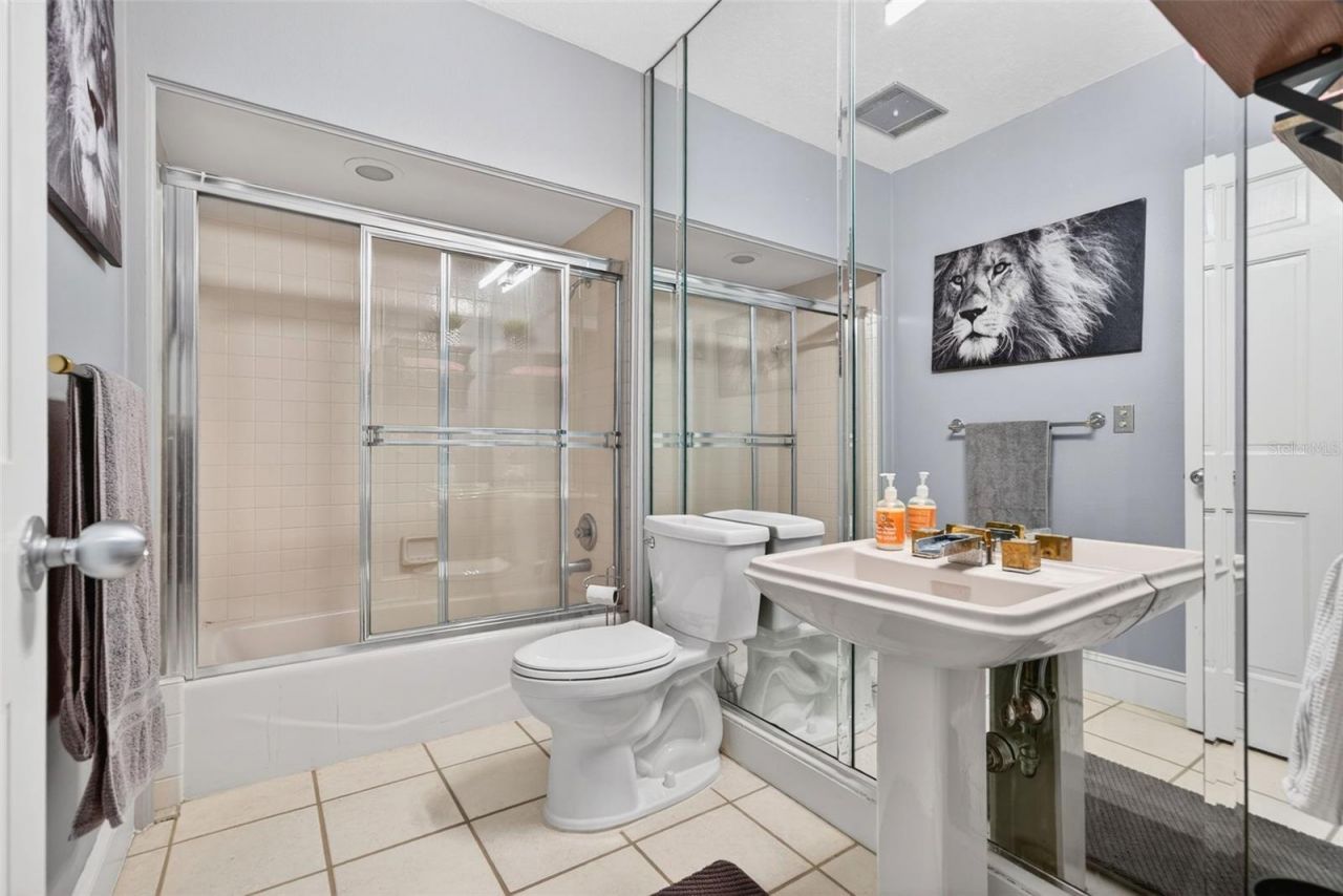 2392 Landings Circle, Bradenton, FL 34209 Photo