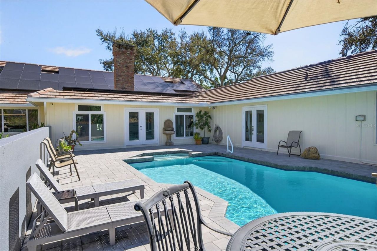 2392 Landings Circle, Bradenton, FL 34209 Photo