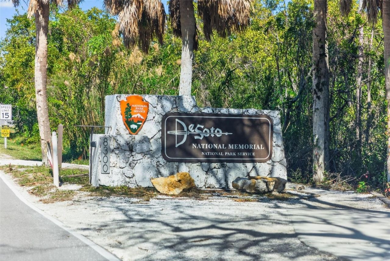 2392 Landings Circle, Bradenton, FL 34209 Photo