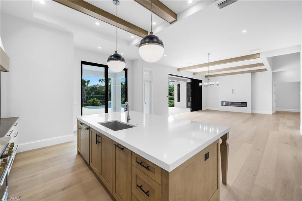 16728 Enclave Cir, Naples, FL 34110 Photo