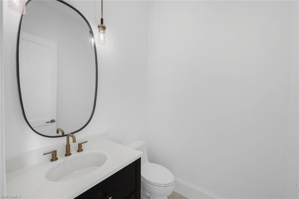 16728 Enclave Cir, Naples, FL 34110 Photo