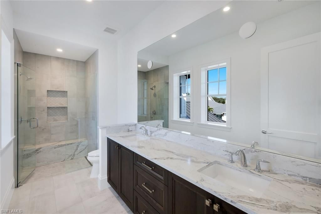 16728 Enclave Cir, Naples, FL 34110 Photo