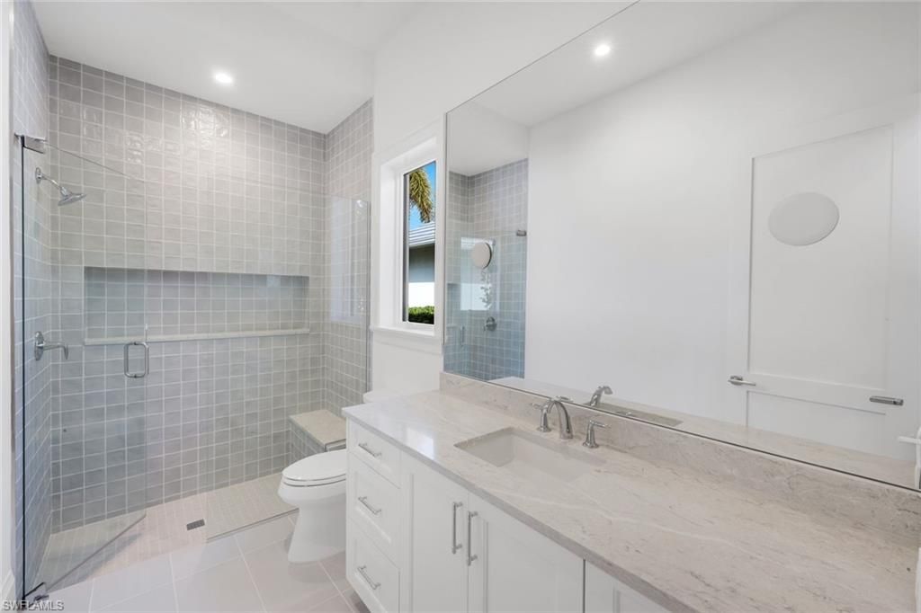 16728 Enclave Cir, Naples, FL 34110 Photo