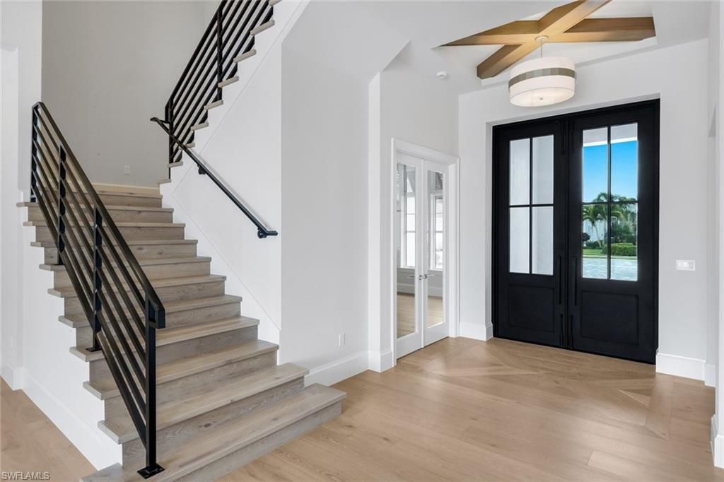 16728 Enclave Cir, Naples, FL 34110 Photo