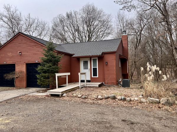 2828 S 9th Street, Kalamazoo, MI 49009