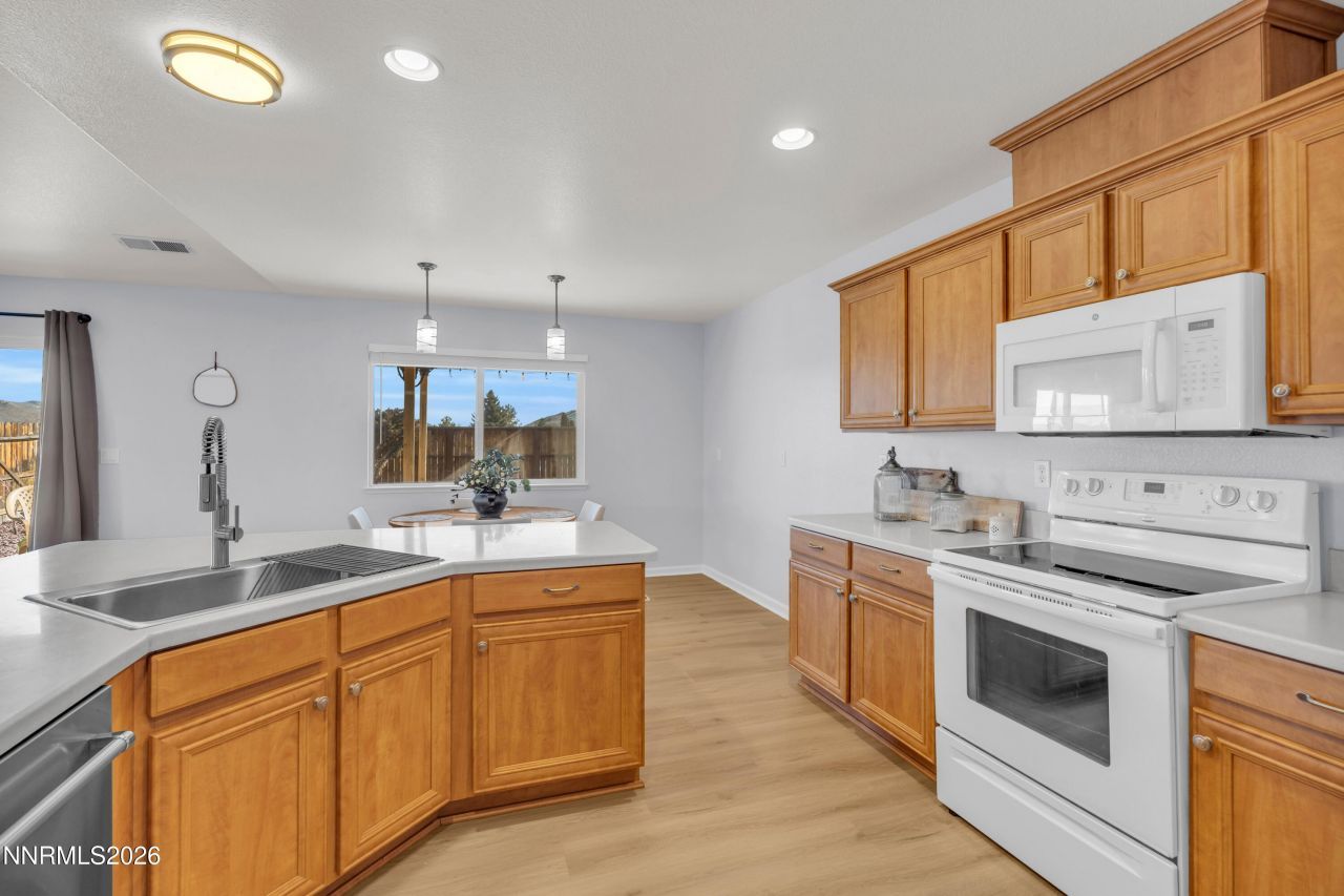 9834 Suncrest Drive, Reno, NV 89506 Photo