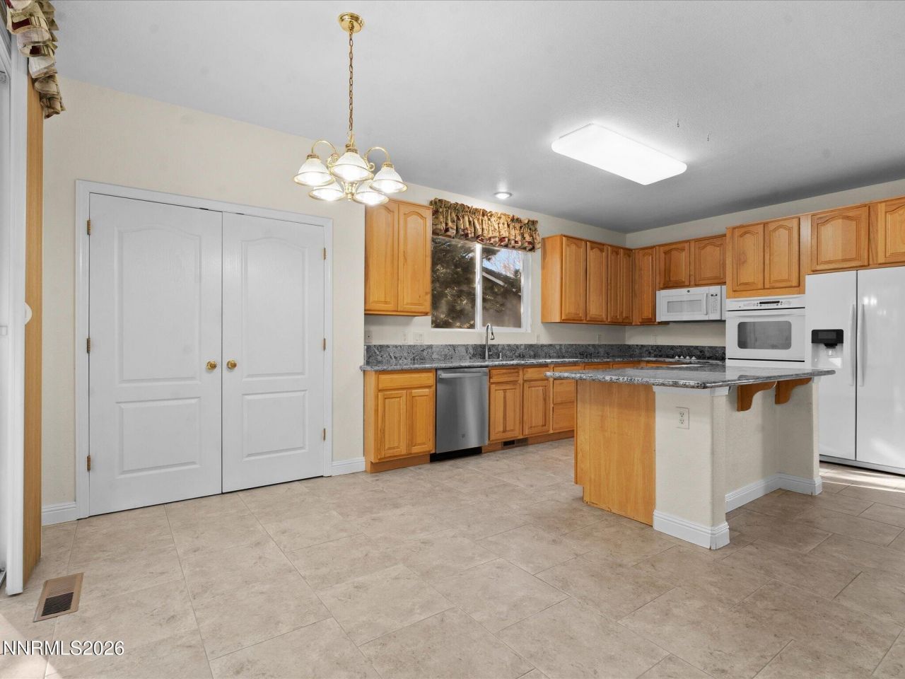5860 E Hidden Valley Drive, Reno, NV 89502 Photo