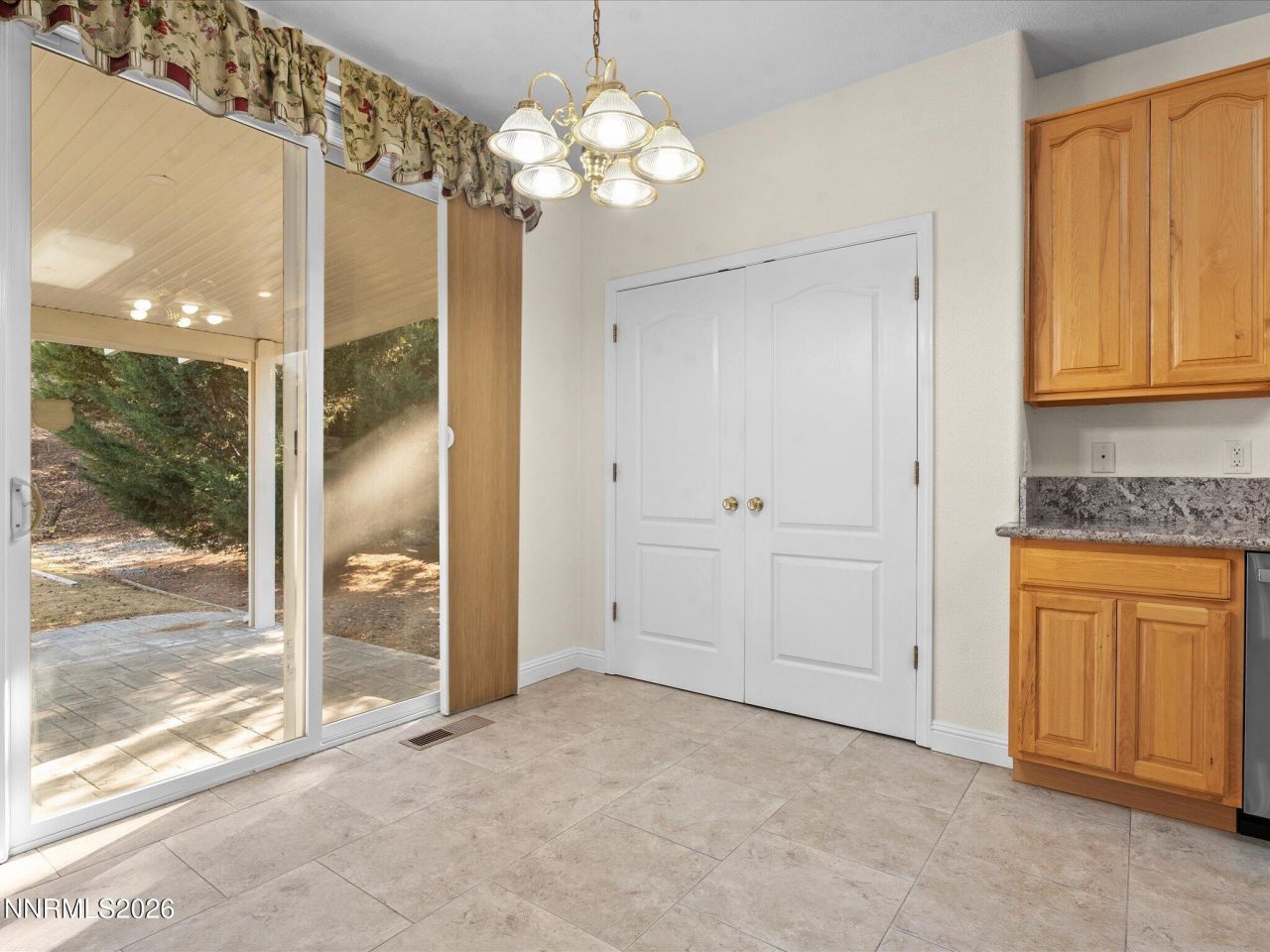 5860 E Hidden Valley Drive, Reno, NV 89502 Photo