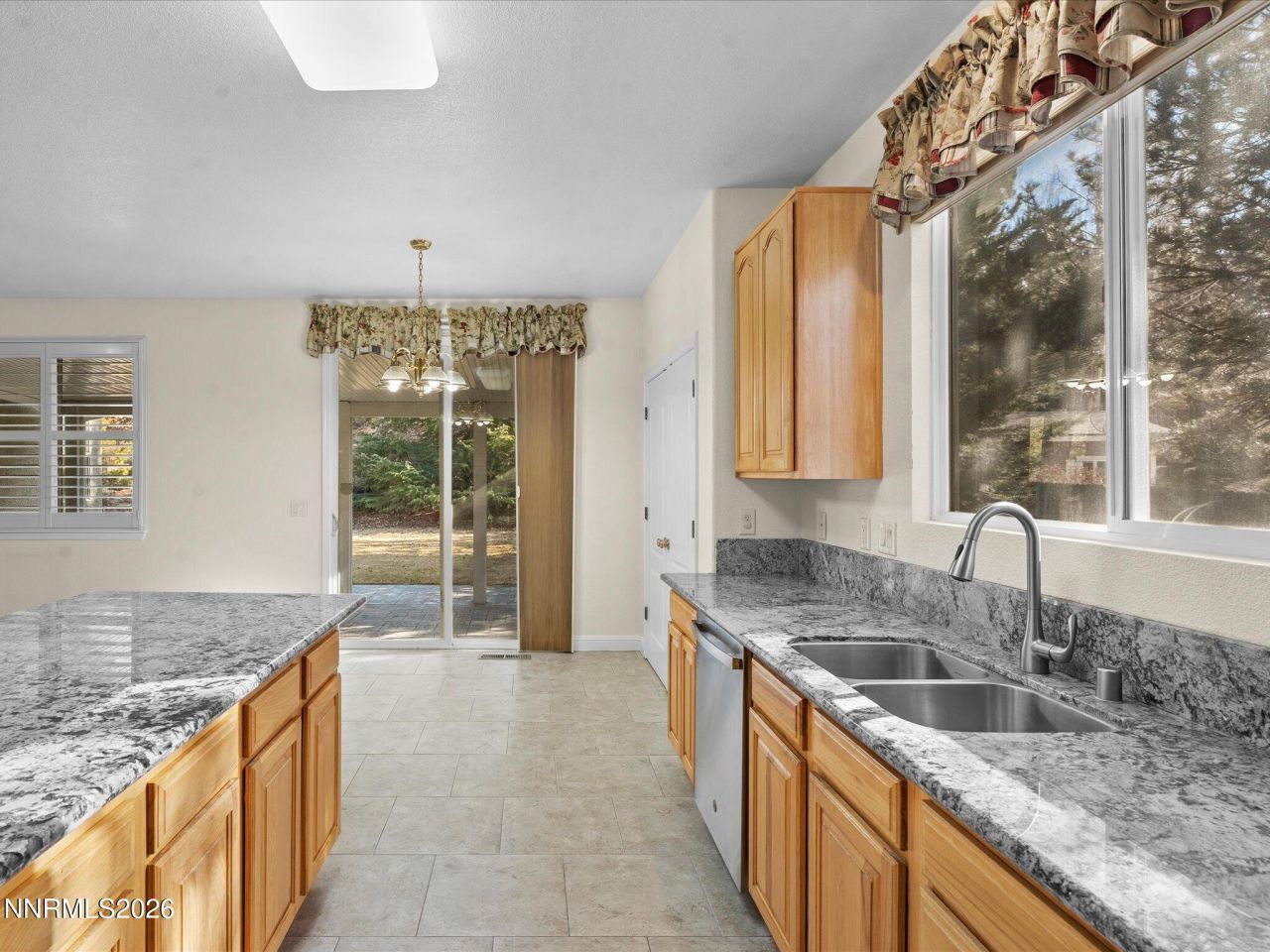 5860 E Hidden Valley Drive, Reno, NV 89502 Photo