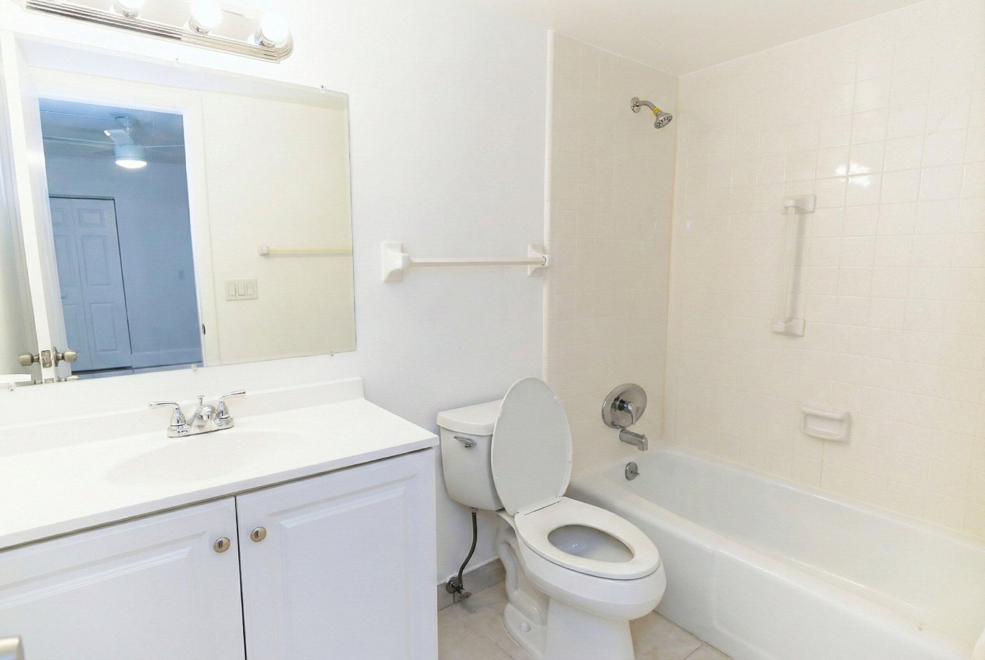 7 Westwood Avenue, Unit 102c, Tequesta, FL 33469 Photo