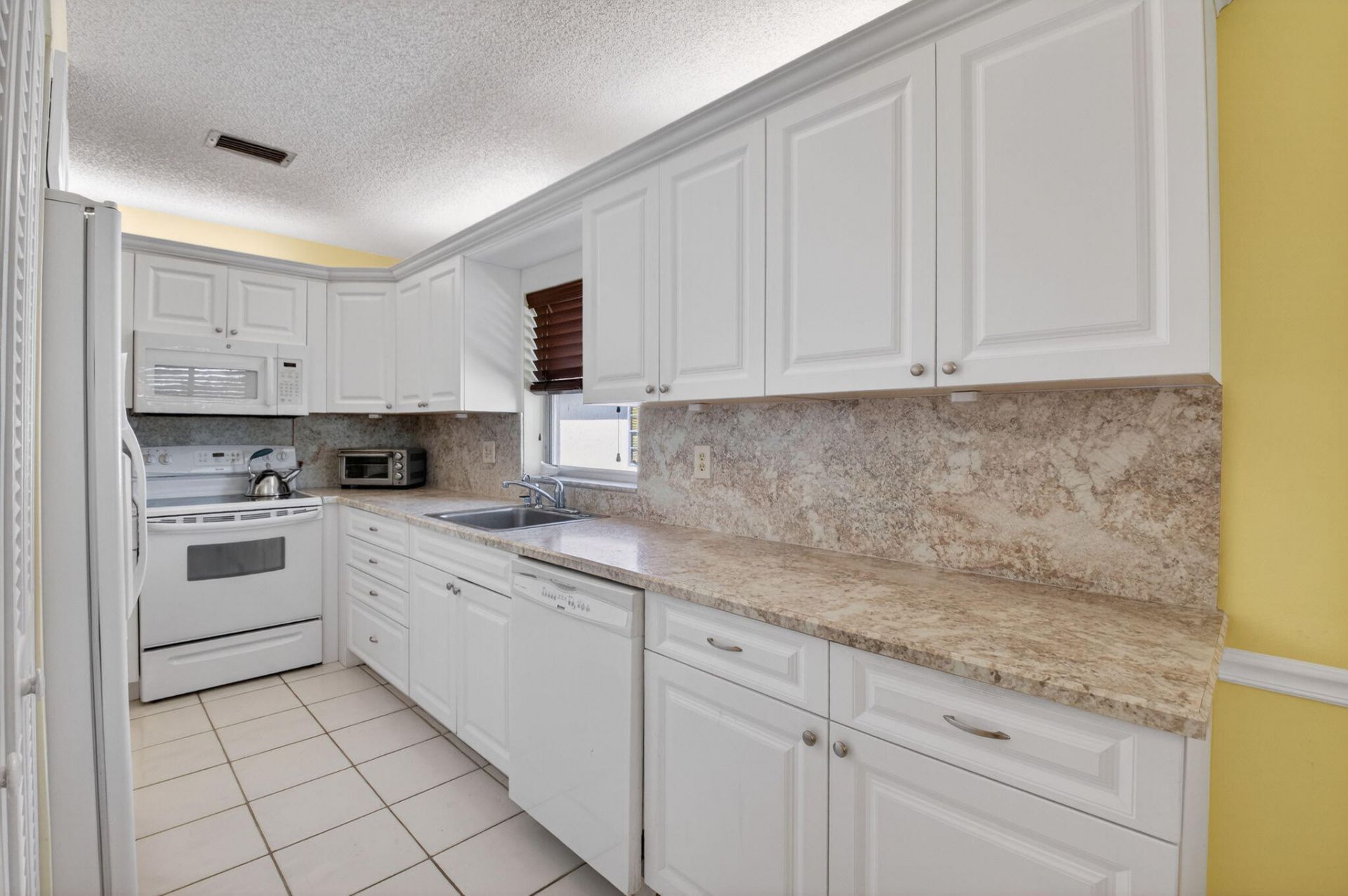 13889 Royal Palm Court, Unit D, Delray Beach, FL 33484 Photo