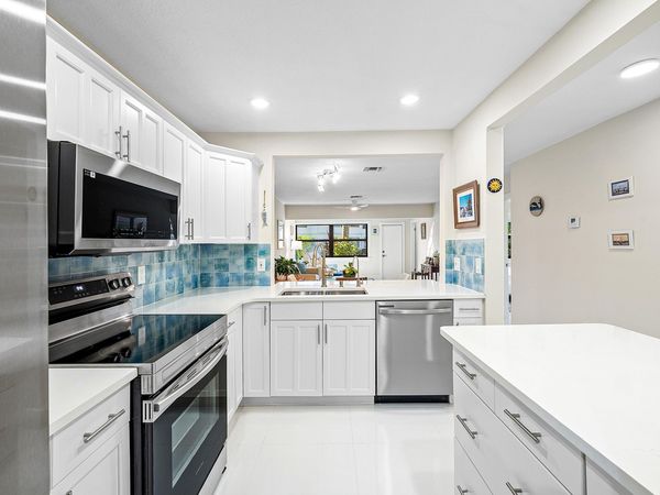 2016 SW 29th Court, Unit 5b1, Delray Beach, FL 33445