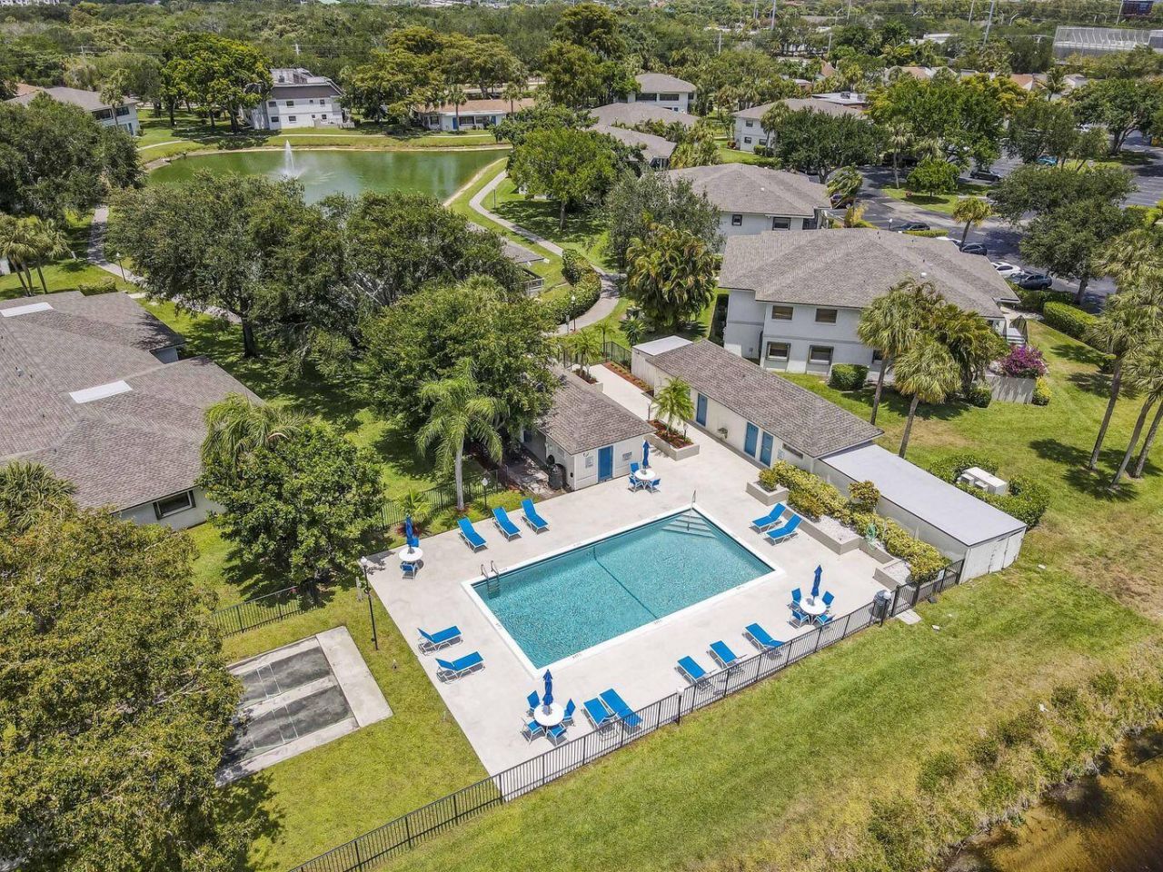 2016 SW 29th Court, Unit 5b1, Delray Beach, FL 33445 Photo